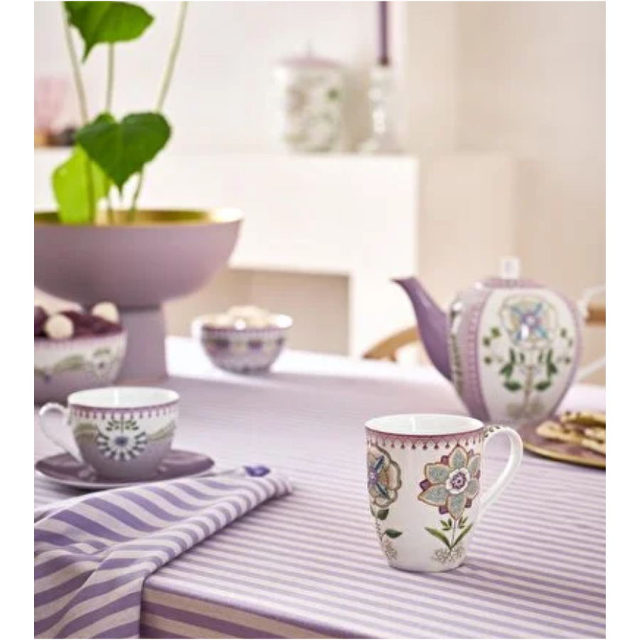 Lily & Lotus Çiçekli Büyük Mug 350 ml.