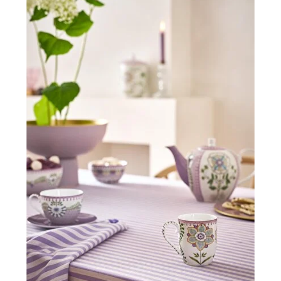 Lily & Lotus Çiçekli Küçük Mug 145 ml.