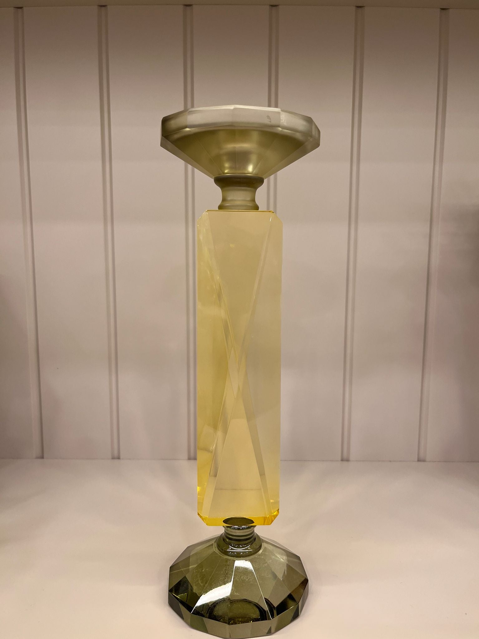 Kristal Yeşil Mumluk 9x9x29cm